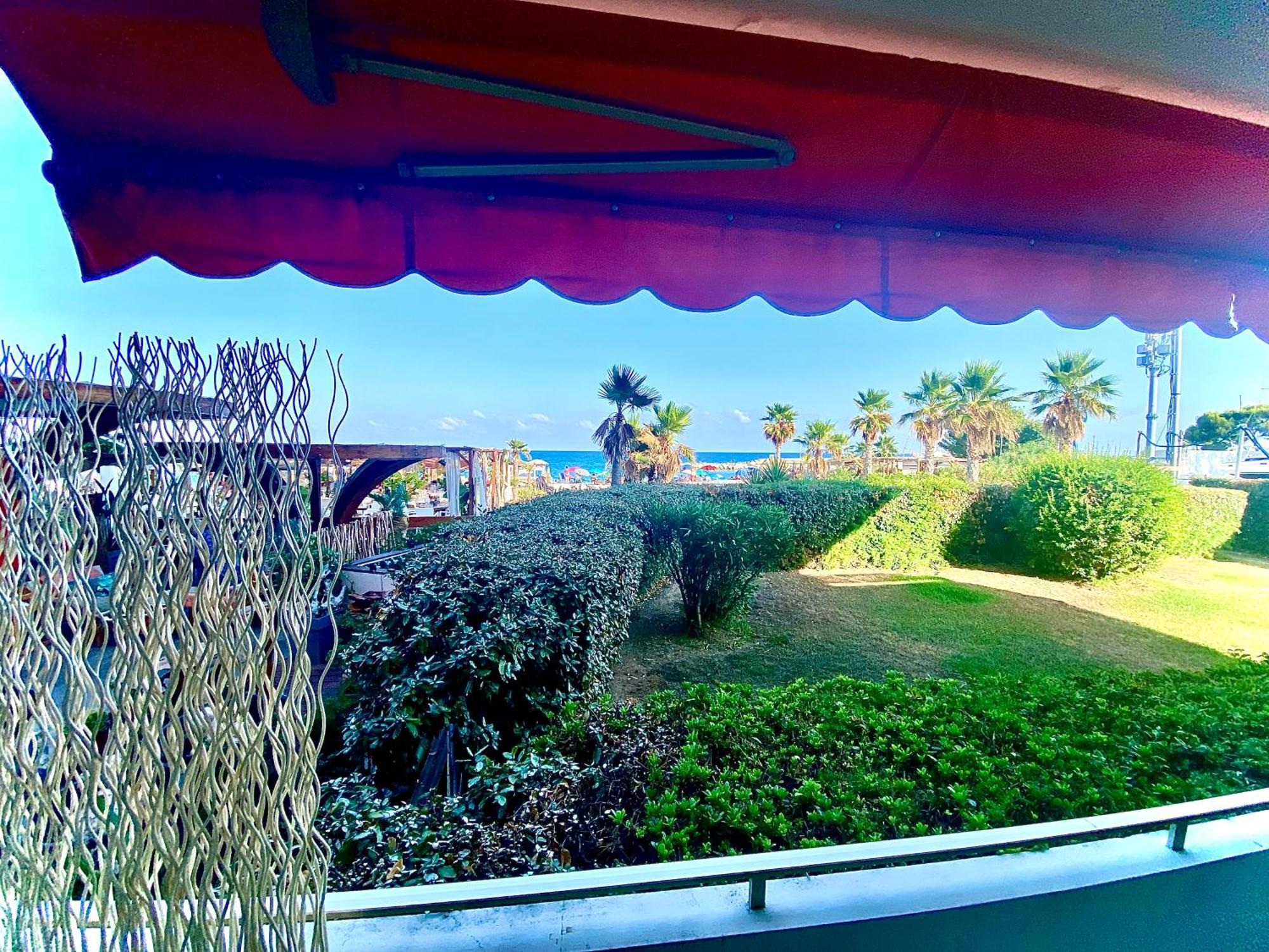 Studio Front De Mer A 10Metres De La Plage فينوف لوبيه المظهر الخارجي الصورة